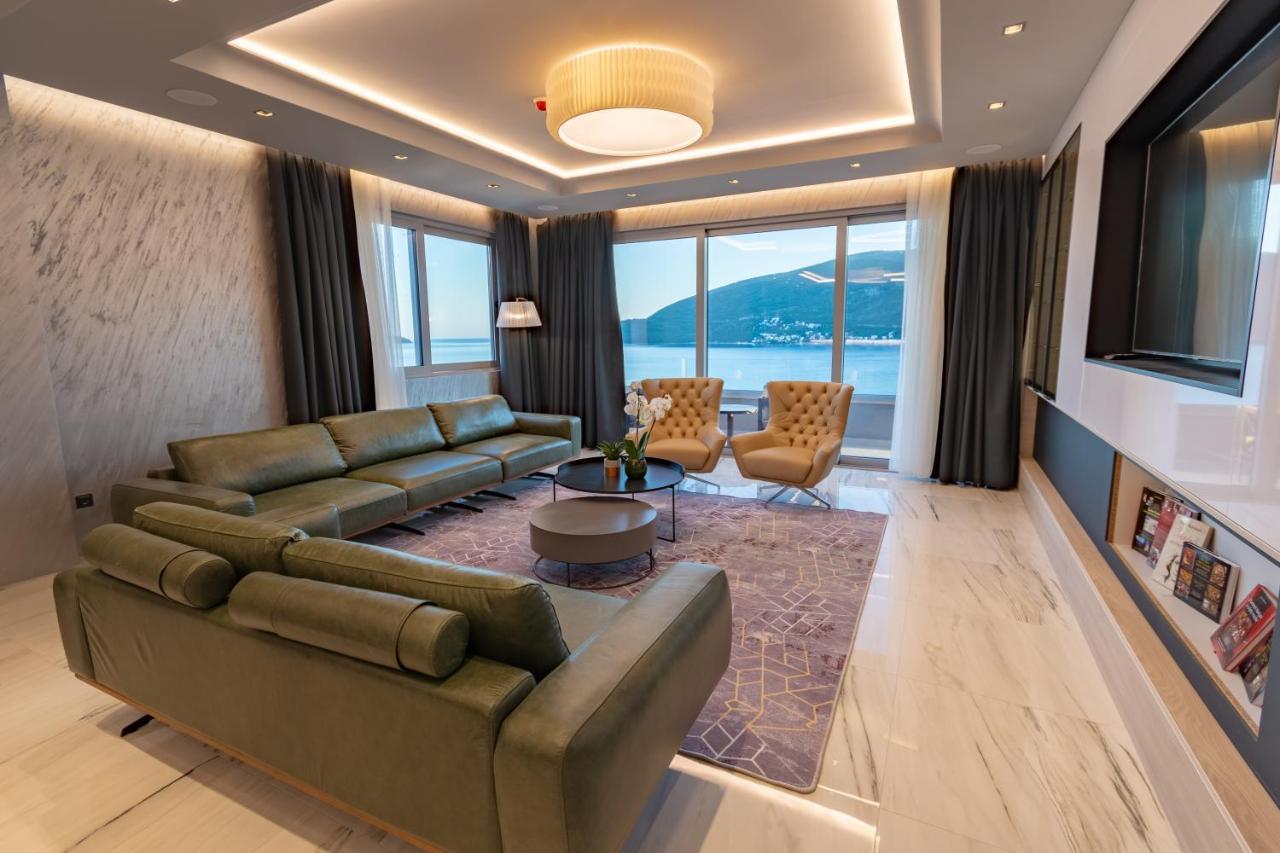 Garni Hotel Kruso Herceg Novi Exterior foto